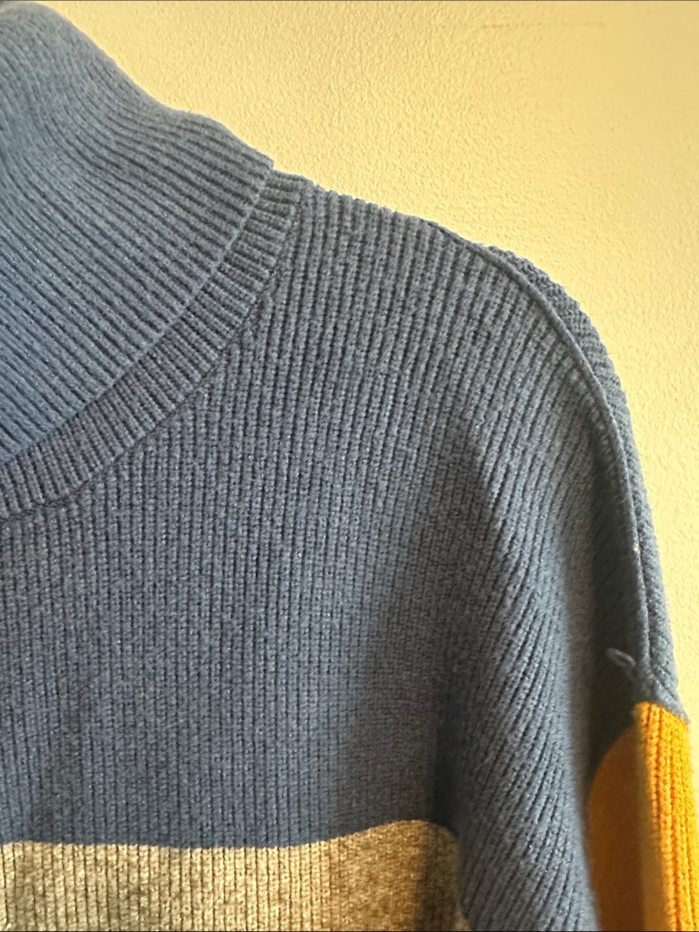 Free People - Medium Women’s Colorblock Turtleneck Sweater - Blue, Gray & Mustar - Picture 6 of 6